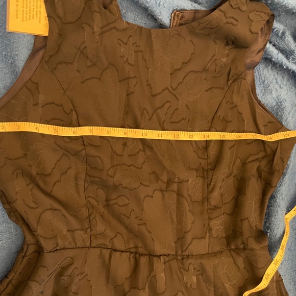 Belongsci Dress - Picture 4 of 6